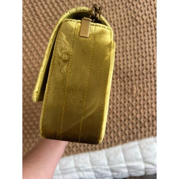 PREOWNED Saint Laurent Vicky Velvet YSL Logo Magnetic Cross-Body Bag Gold - Picture 4 of 14